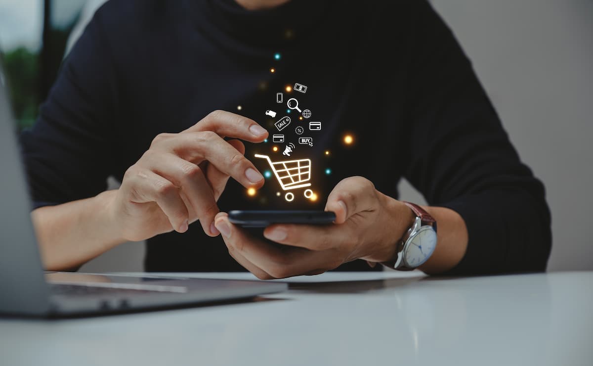 Social Commerce: Pengertian, Jenis, Cara Kerja, dan Contohnya Image Cover