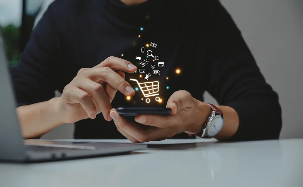 Social Commerce: Definition, Types, How It Works, & Examples Image Cover